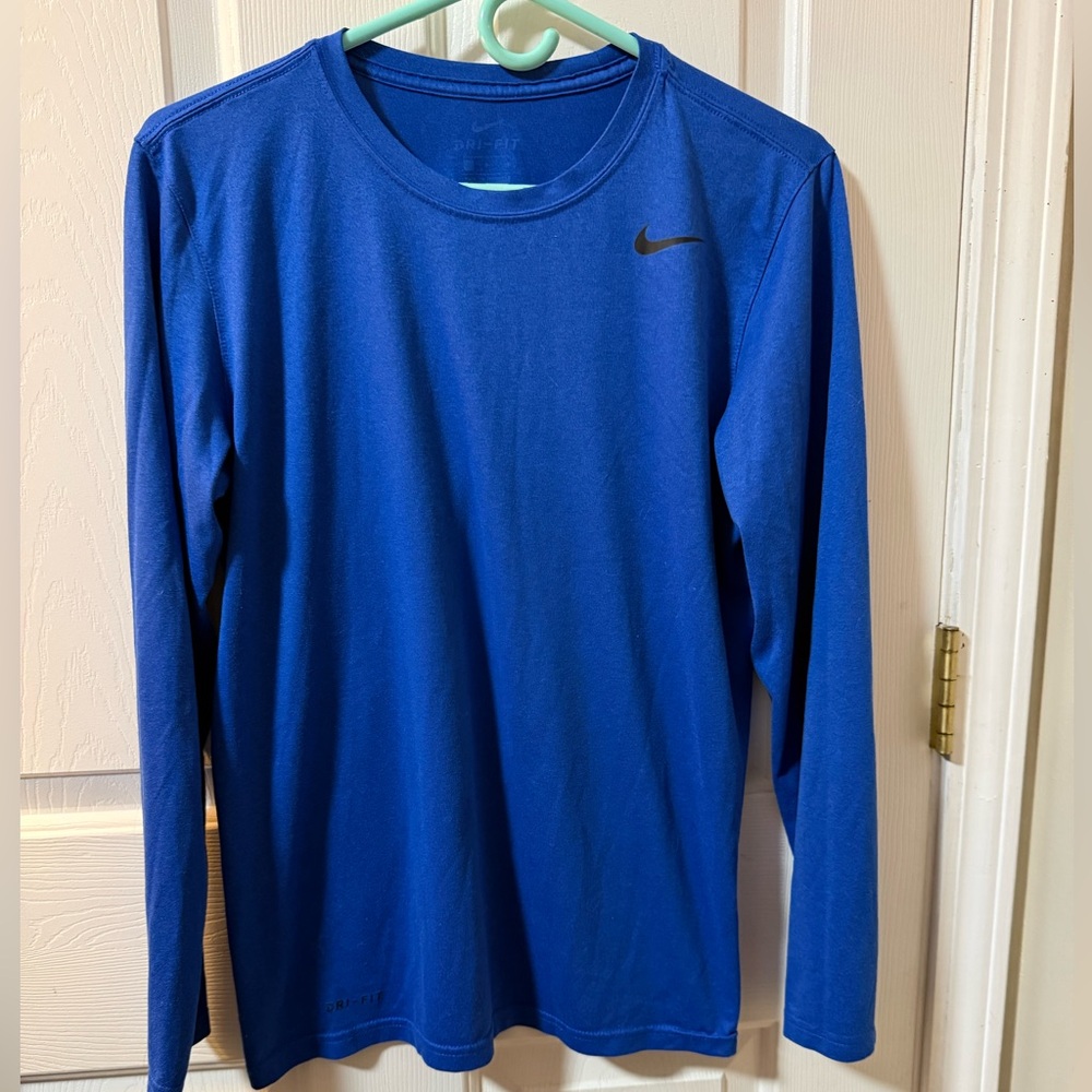 Nike Men’s Royal Blue Long Sleeve Dri-Fit Pullover Top Size S